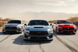 福特Mustang:3系价格，后驱+无框车门，关注度不输保时捷，爱了图片