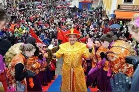 欧洲最有趣的小镇 居民自称“中国人” 连过春节百年 当地语言是中文图片