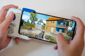 vivo闪电游戏手柄评测：手柄手机合二为一，玩游戏必备神器图片