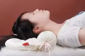 黄豆护颈枕怎么在家自己做？图片