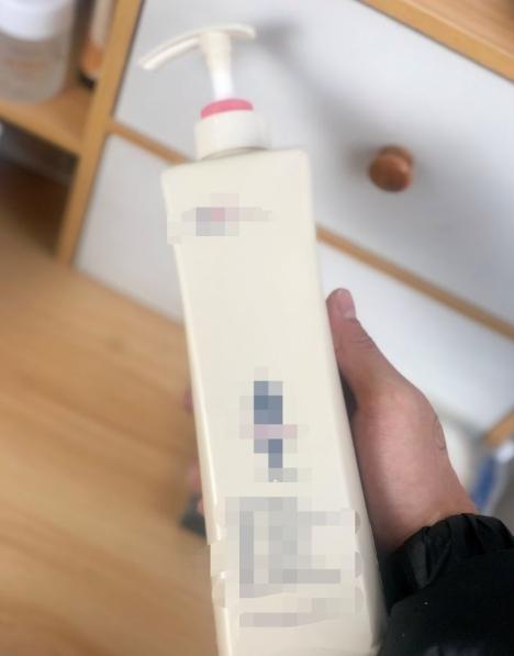 孕期还跟风乱用洗发水？阿道夫脱发不控油，飘柔控油但长头屑