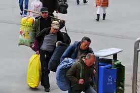 五十岁之后，如果你还在为生活发愁，多半是这几种情况图片