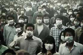 8年前的韩国电影《流感》，小小的善意点燃人性之光图片