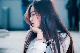 故事：为躲相亲，我花五百块租一帅哥假扮男友，他却真想和我领证图片