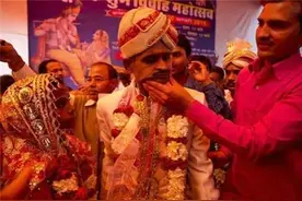 世界上10个奇怪的婚礼习俗图片