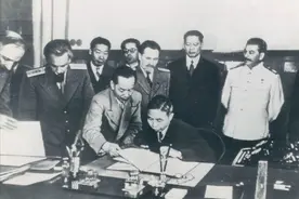 横插我国腹地340公里，几乎将内蒙截断，外蒙这块领土为何碍眼？图片