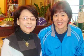 张瑜张建亚离婚后，前夫早已结婚生子，单身38年的她现状如何图片