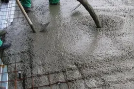 为什么工人要往水泥里加白糖？白糖能阻碍水泥凝固，这是真的吗？图片