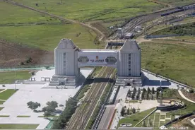 满洲里和呼伦湖图片