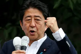 真当歼-20不存在？安倍晋三叫嚣干预台海，147架F-35是最大资本图片