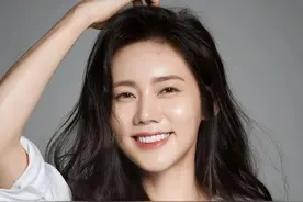 韩国演员秋瓷炫嫁给中国籍丈夫，婚后育有一子，如今过得幸福美满图片