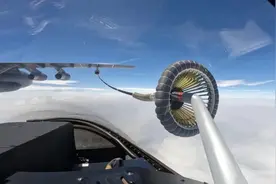 东部战区陆海空立体包围台岛！解放军报发声透露6条信息图片
