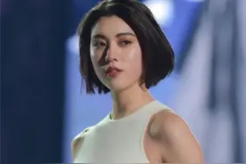 三吉彩花日本当红女演员，这颜值简直逆天图片