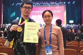 广东18名学霸被清北提前录取，2所中学成亮点，大城市教育真给力图片