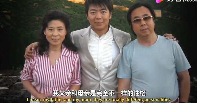 郎朗：3岁学钢琴，17岁成名，同刘亦菲传过绯闻，终娶小12岁娇妻