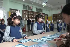 太原：小学生期末“乐考”来了图片