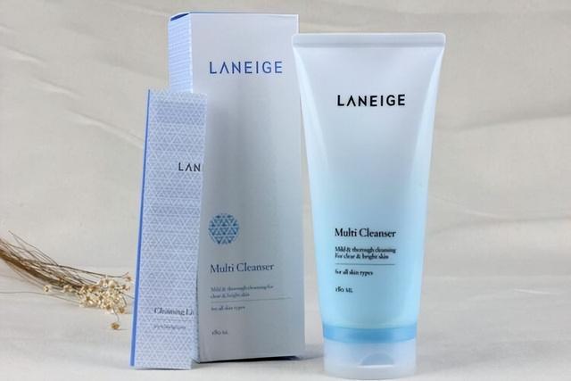 热门人气洁面乳测评报告：深层卸妆洁面二合一，省事儿省心更省力