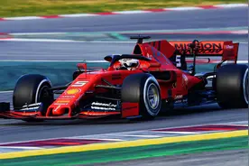 F1 赛车比的是什么？图片