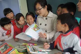 特岗教师和在编教师有何区别？除工作环境外，薪资待遇也值得关注图片