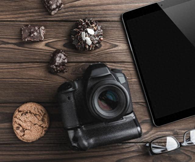 ���Ӳ�Ʒ�������Ʒ�ľ޴���죬������˽���