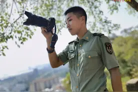 士说心语丨海防线上，我用相机记录他们的别样青春图片