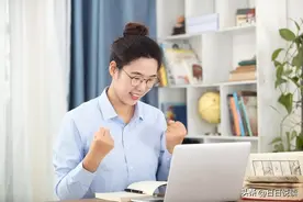 那些不用朝九晚五就有钱赚的人们图片