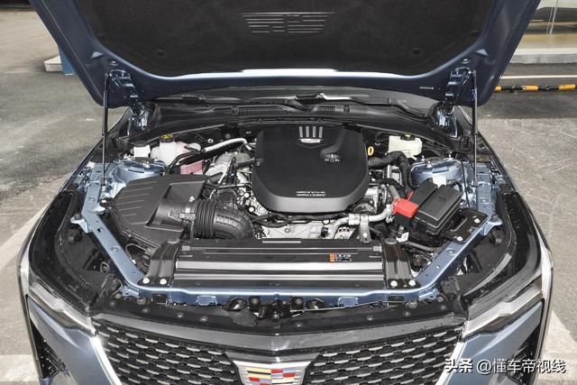 新车 | 21.97万元起，新款凯迪拉克CT4 1.5T到店，比2.0T价格低3.2万