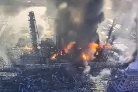 整个盘锦都颤了下！化工厂爆炸，近千人救援仍找不到失联的人？图片