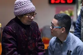 16年，89岁奶奶想见不知已死7年的孙子，父亲征集替身圆母亲心愿图片