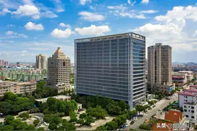 中山市小榄镇有七八十万人，这里工业发达像城市一样，被称为菊城图片