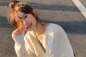 女生修自拍图能有多离谱？哈哈哈哈哈哈，网友看过之后全都笑喷了图片