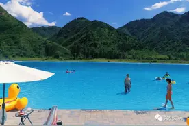 室内外戏水乐园超全攻略！户外泳池、冲浪沙滩、儿童滑道，娃超爱图片