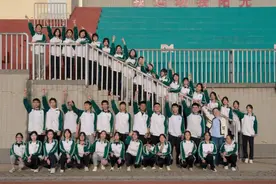 时光的河入海流，终于我们分头走...... | 毕业季图片