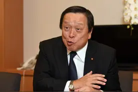 解放军军舰绕日，比谈判管用，日本拖延了16年，终于兑现对华承诺图片