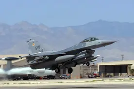 又一批歼10C到货！拥有F16的巴铁，为何大量装备中式武器？图片