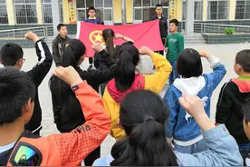 初中生入团很卷了，初中入团对于优秀生真的很重要吗？图片