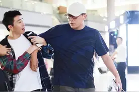 事实证明，当初被刘烨狠狠推开的俞灏明，早已走上另一条人生大道图片