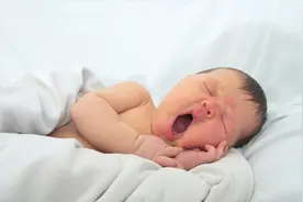 生孩子后发以下几种朋友圈，可能得不到祝福，还容易被骂图片