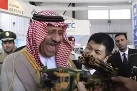 中东土豪笑开花！珠海航展合成旅打包出售，付款就能获得战斗力图片