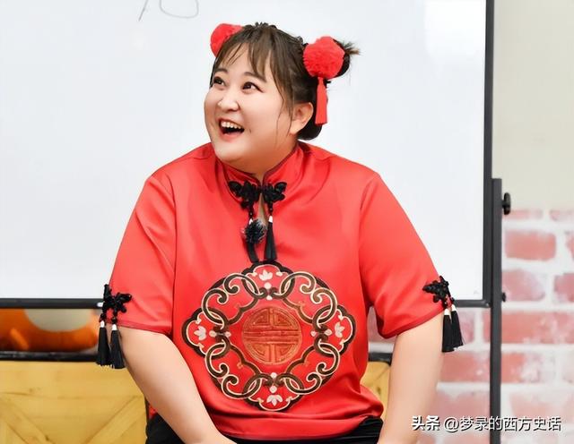 为新剧减重100斤，消失已久的贾玲颜值回春，再一次惊呆众人！