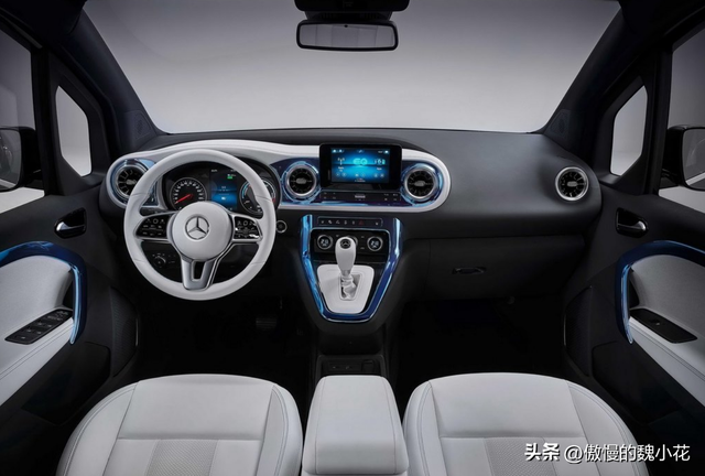 商务车天花板？奔驰EQT首次曝光，内饰堪比头等舱，明年上市！