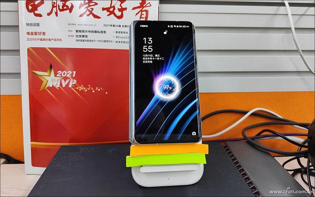 OPPO Find N评测：自由悬停 折叠屏手机的搅局者