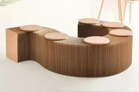 新式“折叠凳”一出，小巧便携，随时随地想坐就坐，机智图片