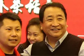 何云伟在粉丝群感慨：离开乌烟瘴气的德云社，是此生最正确的选择图片