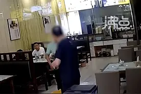 餐馆劝阻男子带狗入内被辱骂，“你家发不了财，你命没狗命贵”，店方：他还说要打人，已报警处理图片
