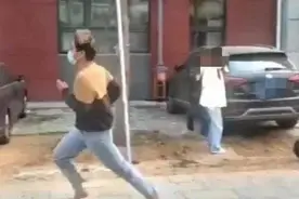 “为爱冲锋勇士”与女友和好，两人吸引百万粉丝，抖音直播带货图片