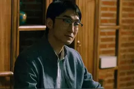 狂飙：跟随赵立冬二十年的王秘书是副处吗？他为啥不去当个区长？图片