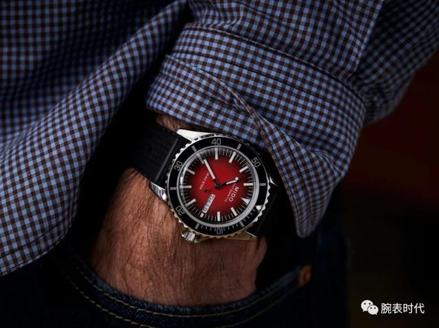 һ���˲��Ҵ�������������Ҳֻ����������holdס��