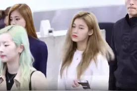 朴志效陷丑闻风波，sana为其瞪记者圈粉，因发日本相关动态遭抵制图片