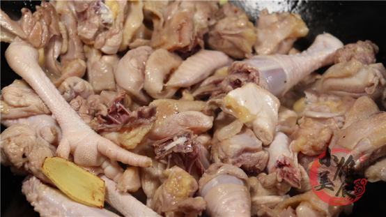 炖鸡汤三放三不放 2026年清炖鸡汤三放三不放